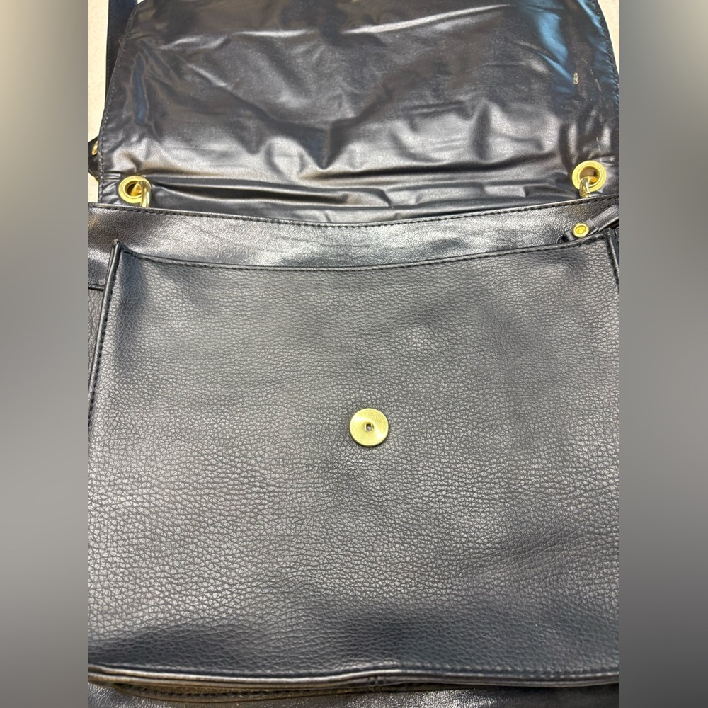 Vintage Moda Italia Venezia Black Leather Crossbody Bag - Picture 3 of 9